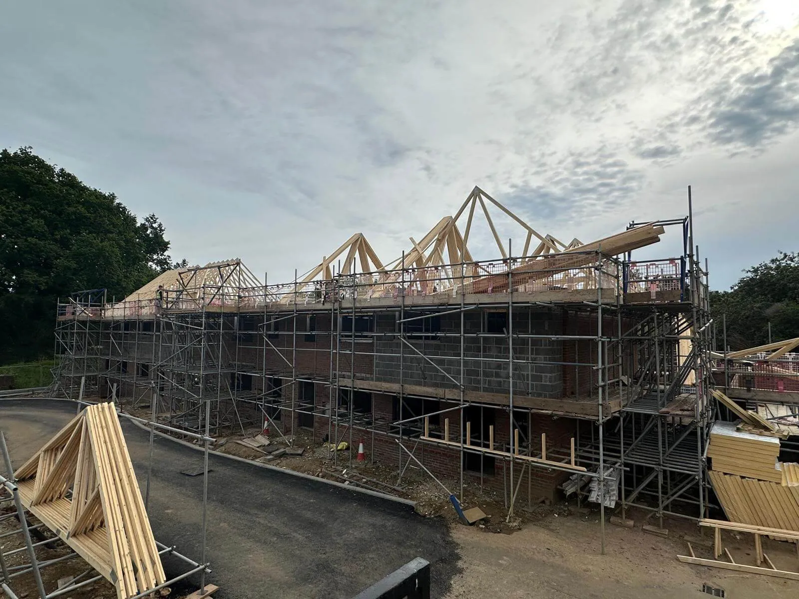 New build scaffolding erected by ATC Scaffolding on a housing and apartment development